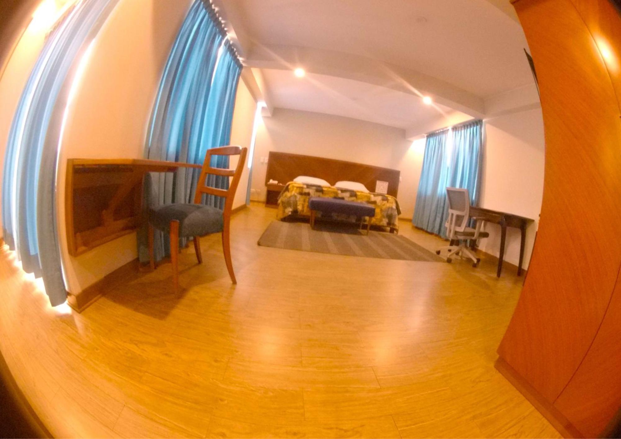 Hotel Esencia Suites Lima Eksteriør bilde